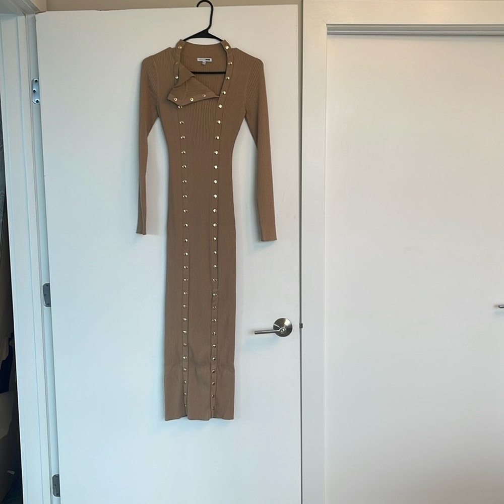 Sweater dress tan